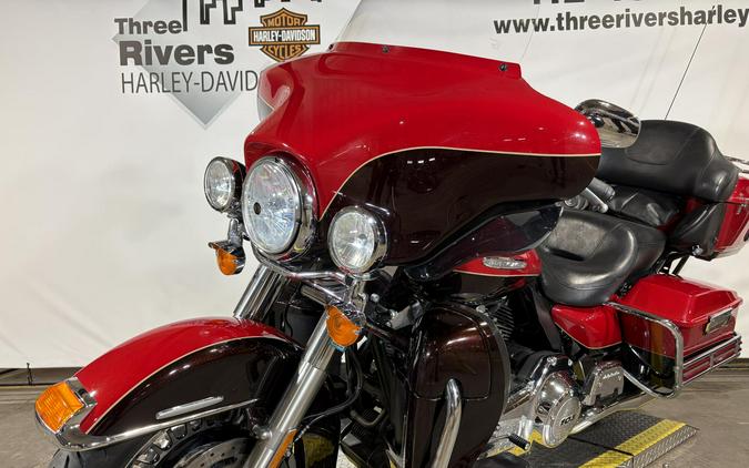 2011 Harley-Davidson Electra Glide Ultra Limited Two-Tone Cherry Red Sunglo/Merlot Sunglo