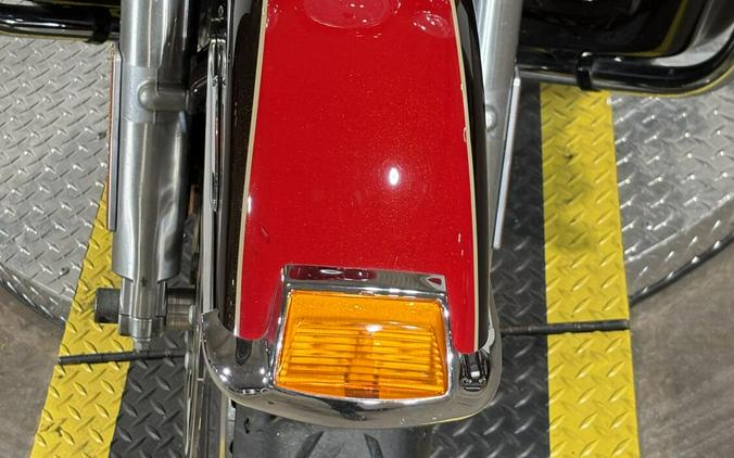 2011 Harley-Davidson Electra Glide Ultra Limited Two-Tone Cherry Red Sunglo/Merlot Sunglo