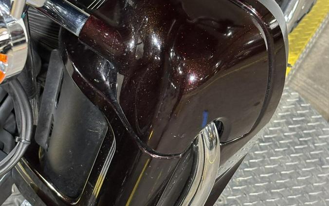 2011 Harley-Davidson Electra Glide Ultra Limited Two-Tone Cherry Red Sunglo/Merlot Sunglo