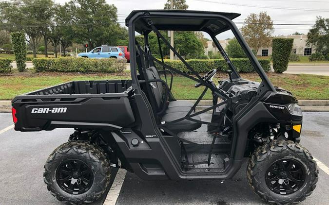 2024 Can-Am Defender DPS HD9 Timeless Black