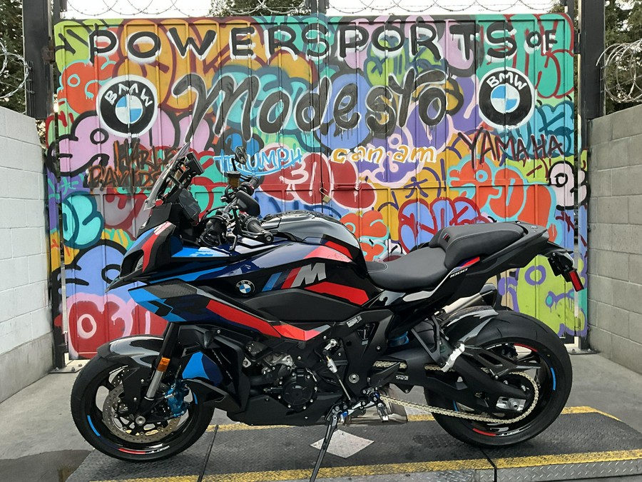 2026 BMW M 1000 XR