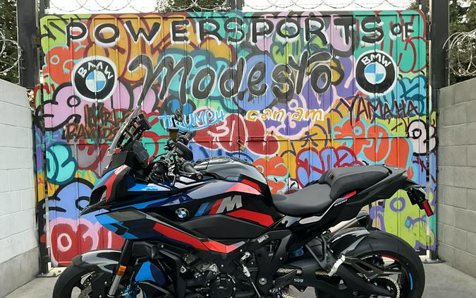 2026 BMW M 1000 XR