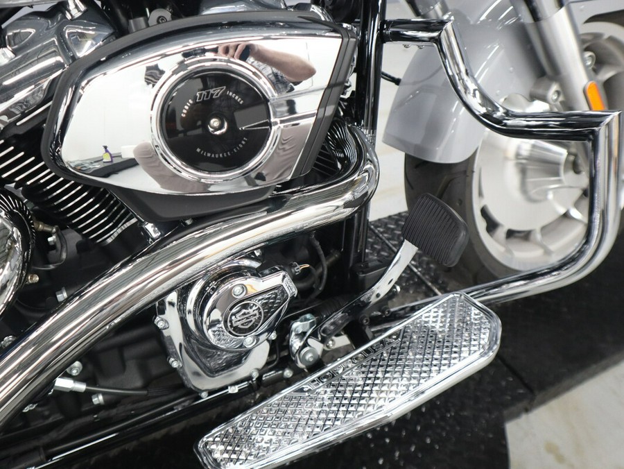 2025 Harley-Davidson Fat Boy FLFB