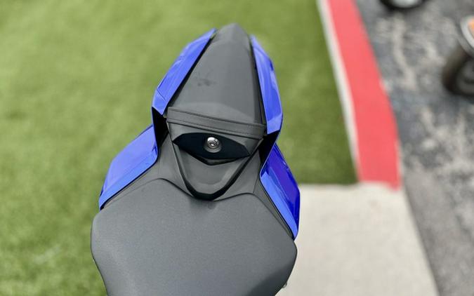 2025 Yamaha YZF R9