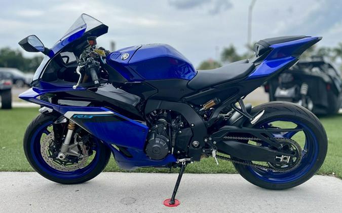 2025 Yamaha YZF R9