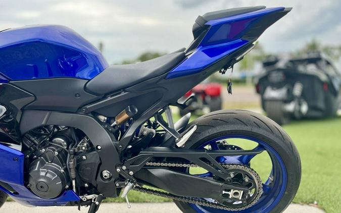 2025 Yamaha YZF R9