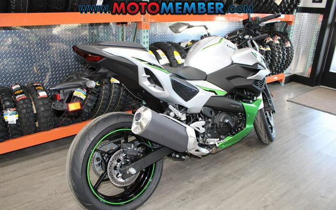 2024 Kawasaki Z7 Hybrid ABS