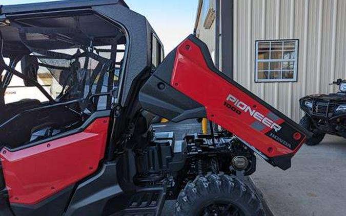 2024 Honda Pioneer 1000-6 Deluxe Crew