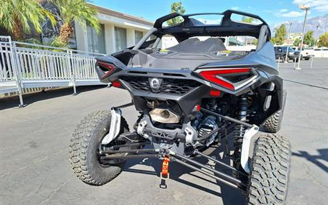 2024 Can-Am Maverick R X RS