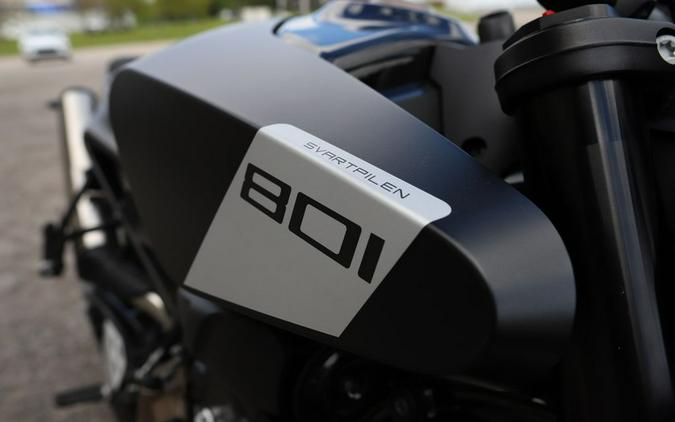 2025 Husqvarna® Svartpilen 801