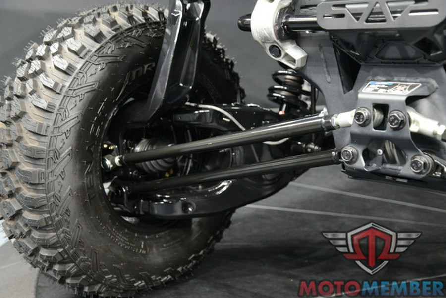 2025 Can-Am Maverick R X rs