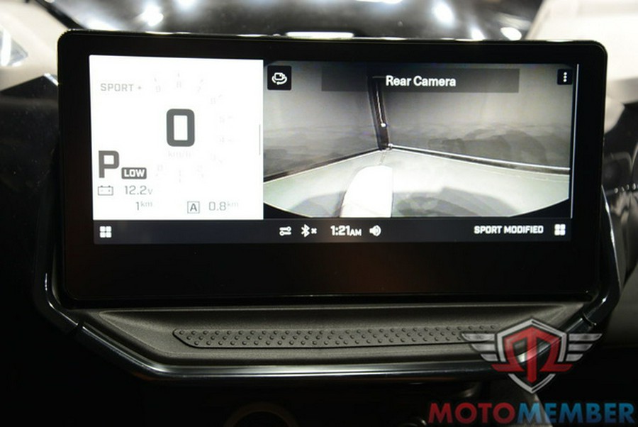 2025 Can-Am Maverick R X rs