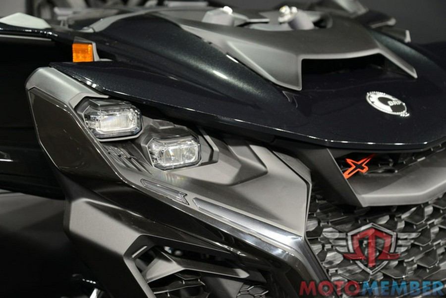 2025 Can-Am Maverick R X rs