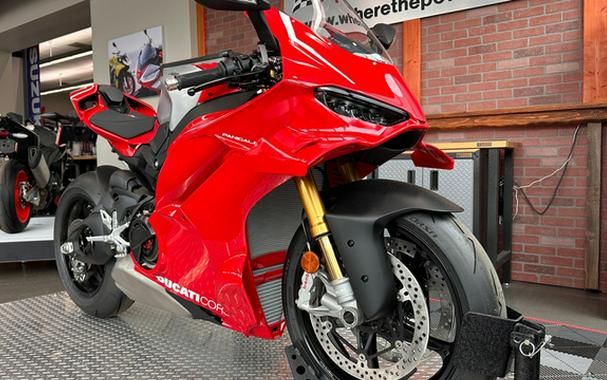 2026 Ducati Panigale V4 R