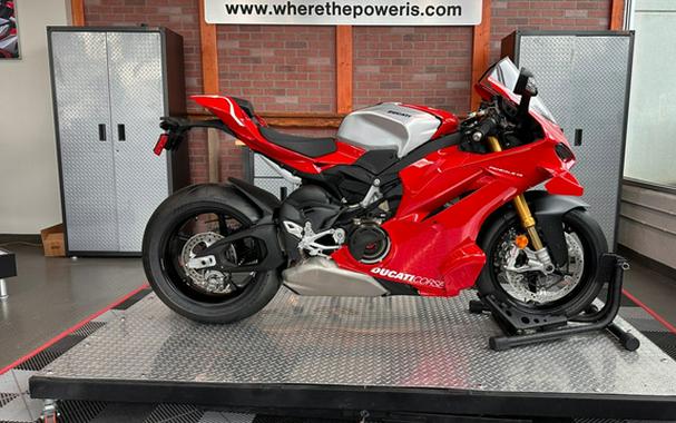 2026 Ducati Panigale V4 R