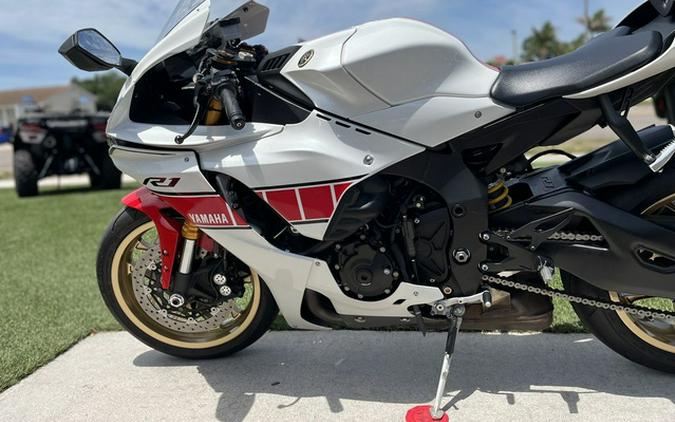 2022 Yamaha YZF R1 World GP 60th Anniversary Edition