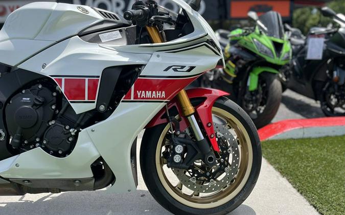 2022 Yamaha YZF R1 World GP 60th Anniversary Edition