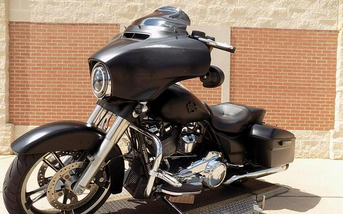 2017 Harley-Davidson STREET GLIDE SPECIAL