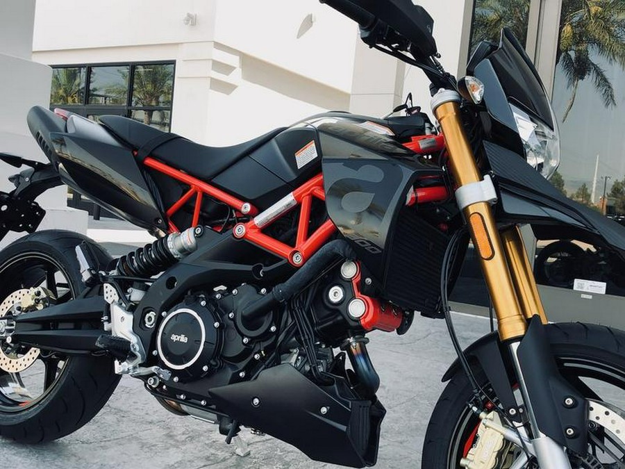 2020 Aprilia® Dorsoduro 900