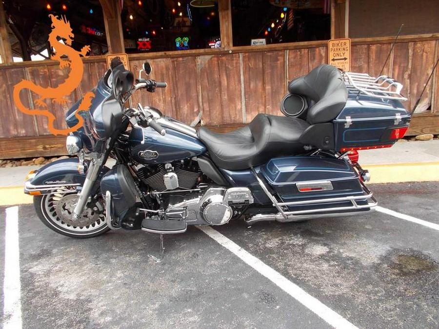 2009 Harley-Davidson® FLHTCU - Ultra Classic® Electra Glide®