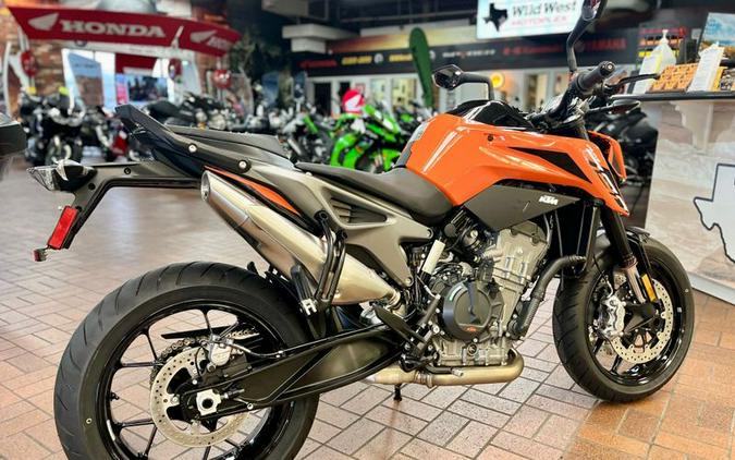 New 2024 KTM 790 DUKE