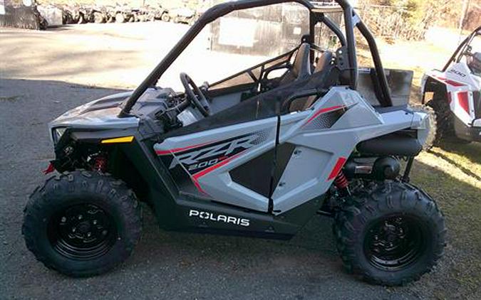 2024 Polaris RZR 200 EFI