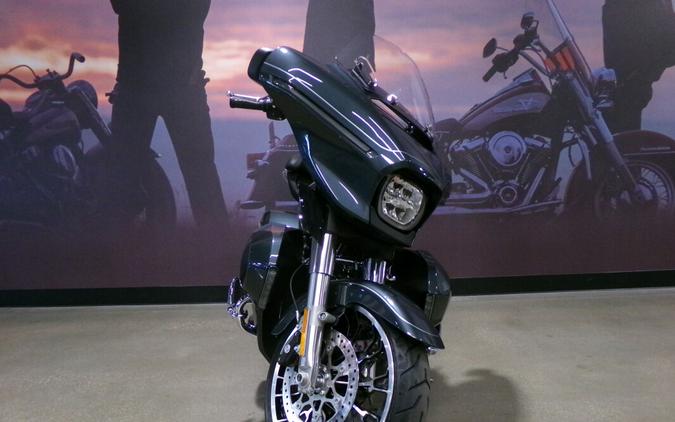 Street Glide Limited