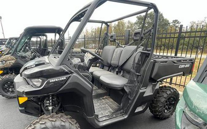 2023 Can-Am Defender DPS HD10