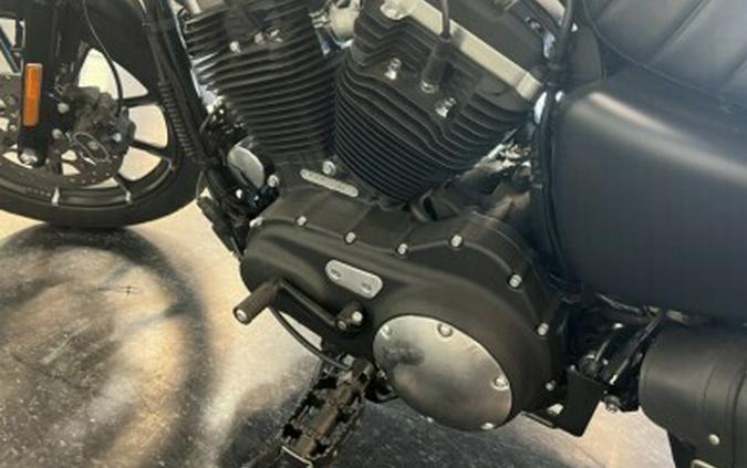 2020 Harley-Davidson Iron 883 Black Denim XL883N