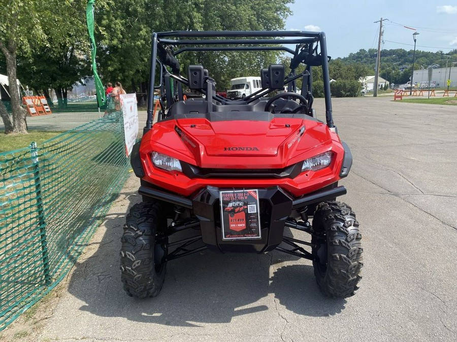 2023 Honda Pioneer 1000-6 Crew Deluxe