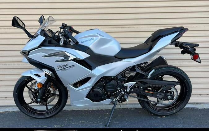 2024 Kawasaki Ninja® 500 ABS