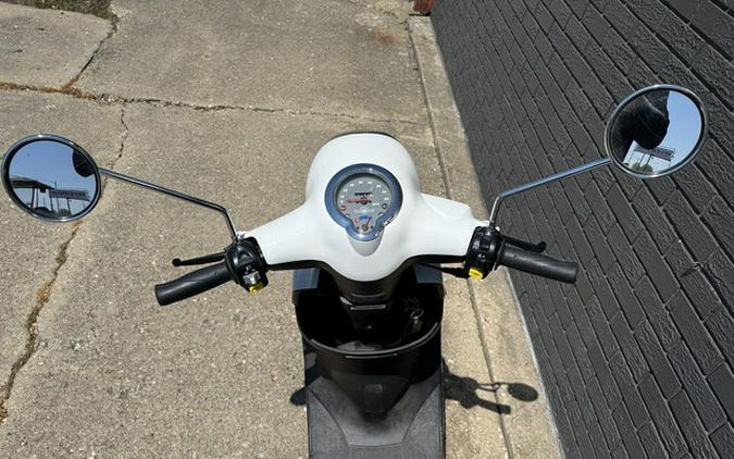 2020 Genuine Scooter Co. Buddy 50 Italia 50