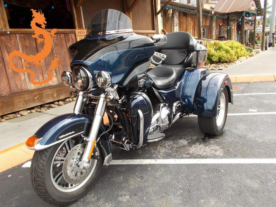 2012 Harley-Davidson® FLHTCUTG - Tri Glide® Ultra Classic®