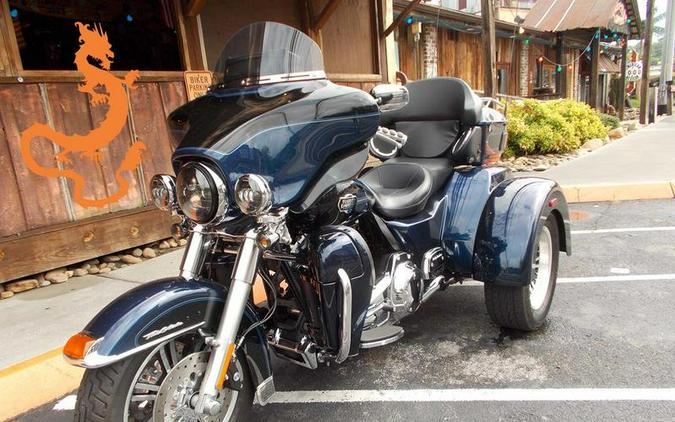 2012 Harley-Davidson® FLHTCUTG - Tri Glide® Ultra Classic®