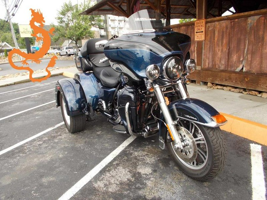 2012 Harley-Davidson® FLHTCUTG - Tri Glide® Ultra Classic®