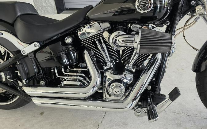 2015 Harley-Davidson® Breakout®