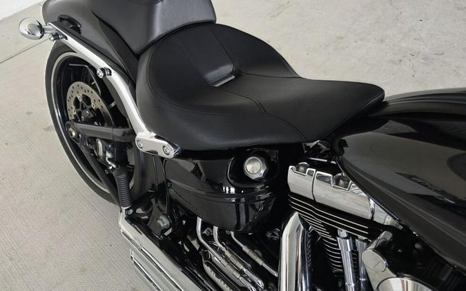 2015 Harley-Davidson® Breakout®