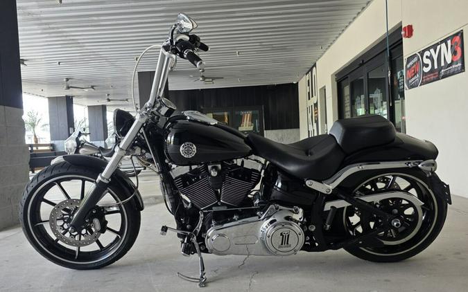 2015 Harley-Davidson® Breakout®