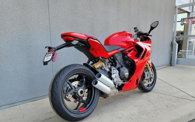 2023 Ducati SuperSport 950 S Ducati Red