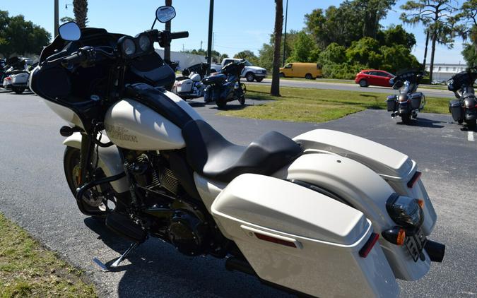 2023 Harley-Davidson Road Glide ST - FLTRXST