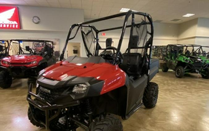 2025 Honda Pioneer 700 Deluxe