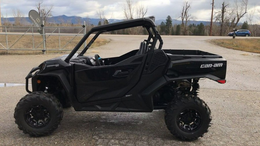 2026 Can-Am® Commander XT 700