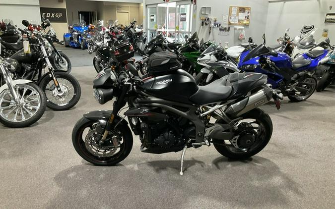 2019 Triumph Speed Triple RS Crystal White Metallic