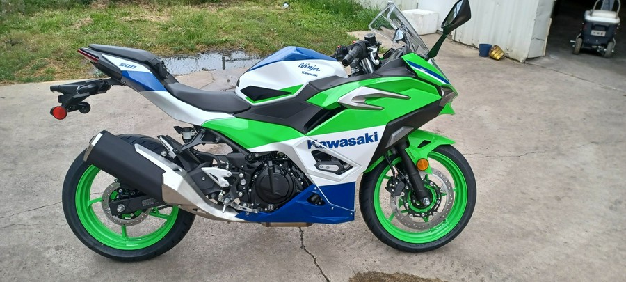 2024 Kawasaki Ninja® 500 SE 40th Anniversary Edition ABS