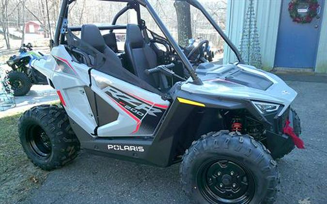 2024 Polaris RZR 200 EFI