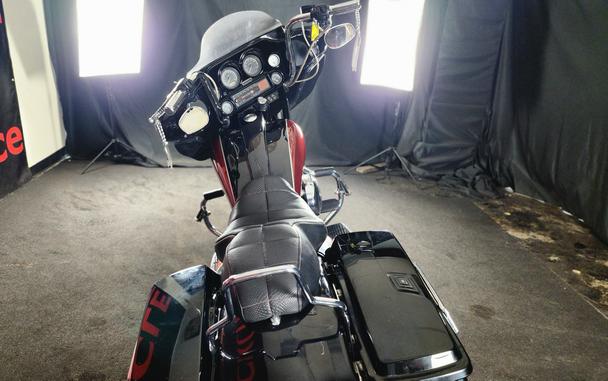 2004 HARLEY-DAVIDSON FLHTCUI - F631585
