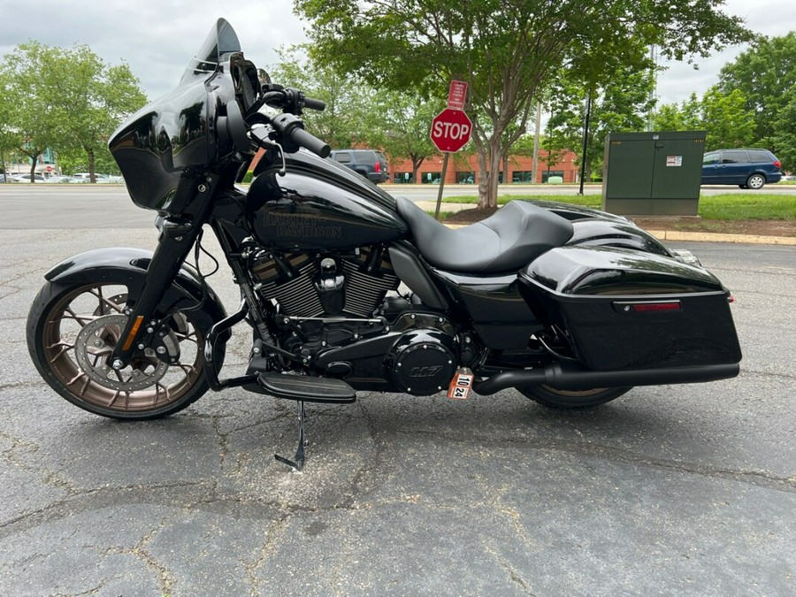 2023 FLHXST Street Glide® ST