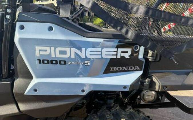 2024 Honda Pioneer 1000-5 Deluxe