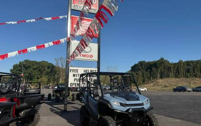 2024 Honda Pioneer 1000-5 Deluxe