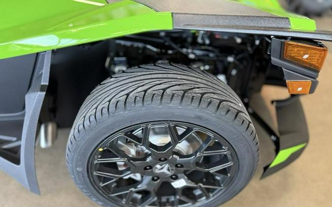 2025 Polaris Slingshot® Slingshot® SL AutoDrive Liquid Lime